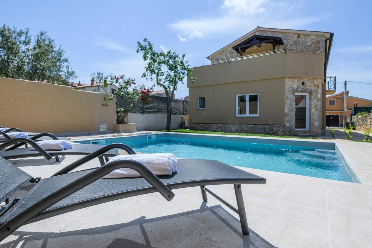 Holiday House Boky Vodnjan Luaran gambar
