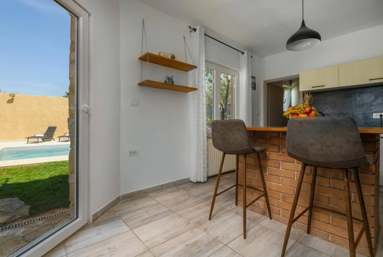 Holiday House Boky Vodnjan Luaran gambar