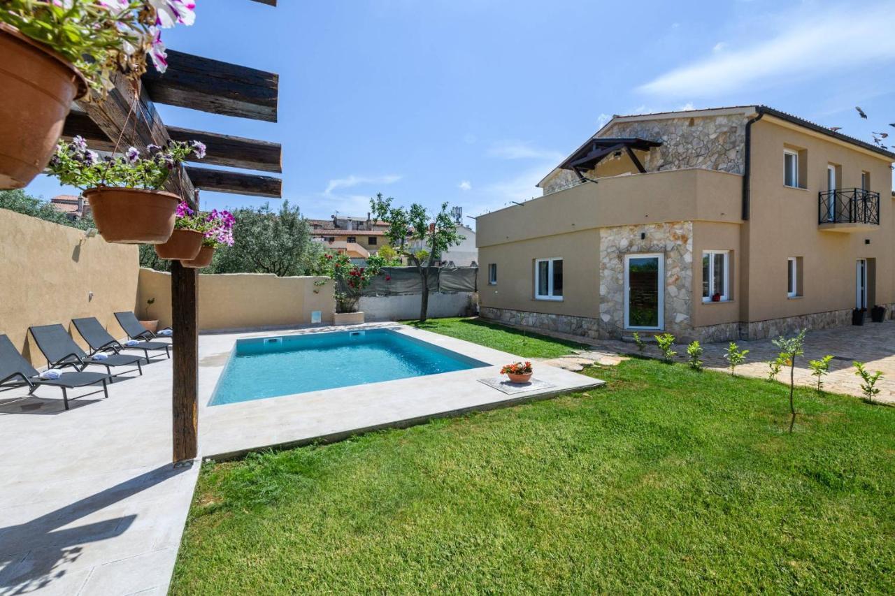 Holiday House Boky Vodnjan Luaran gambar